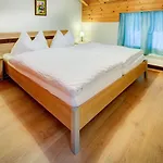 Appart hôtel Patricia 3*