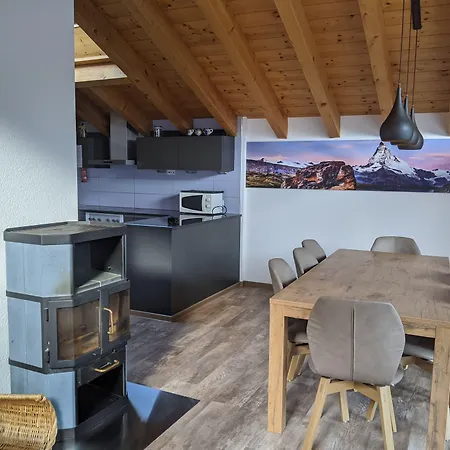 Patricia Self-check-in & Access At Alpen Aparthotel Zermatt