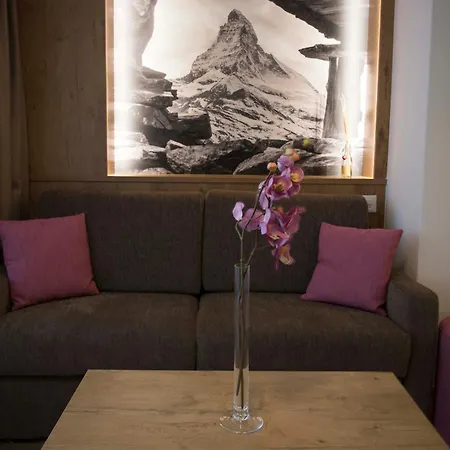 Patricia Self-check-in & Access At Alpen Aparthotel