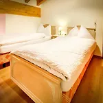 Patricia Aparthotel