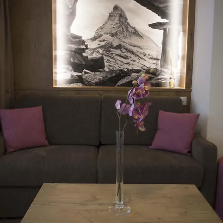 Apartahotel Patricia 3*