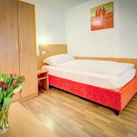 Aparthotel Patricia 3*