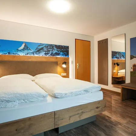 Apartahotel Patricia 3*